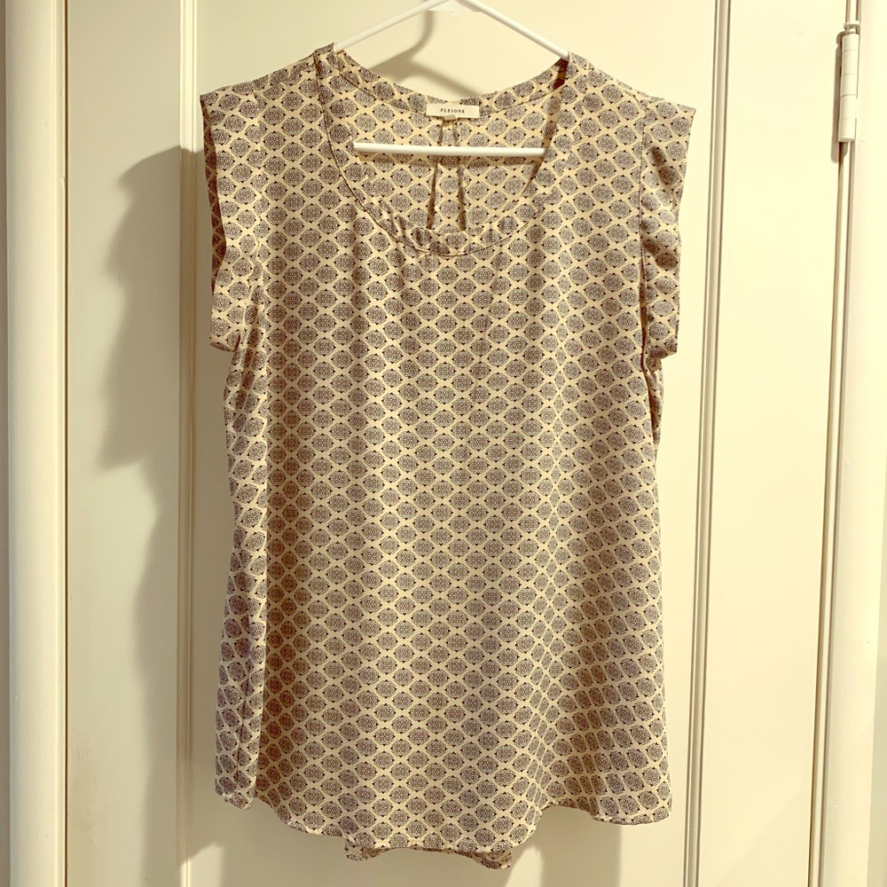 Cream and black capped sleeve top